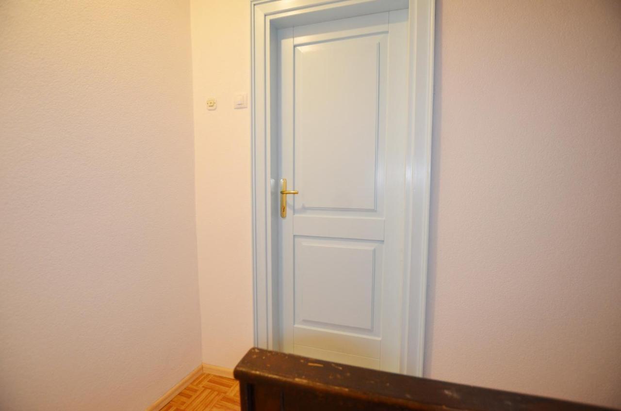 Leone Sea View Apartment Rovinj Exteriör bild